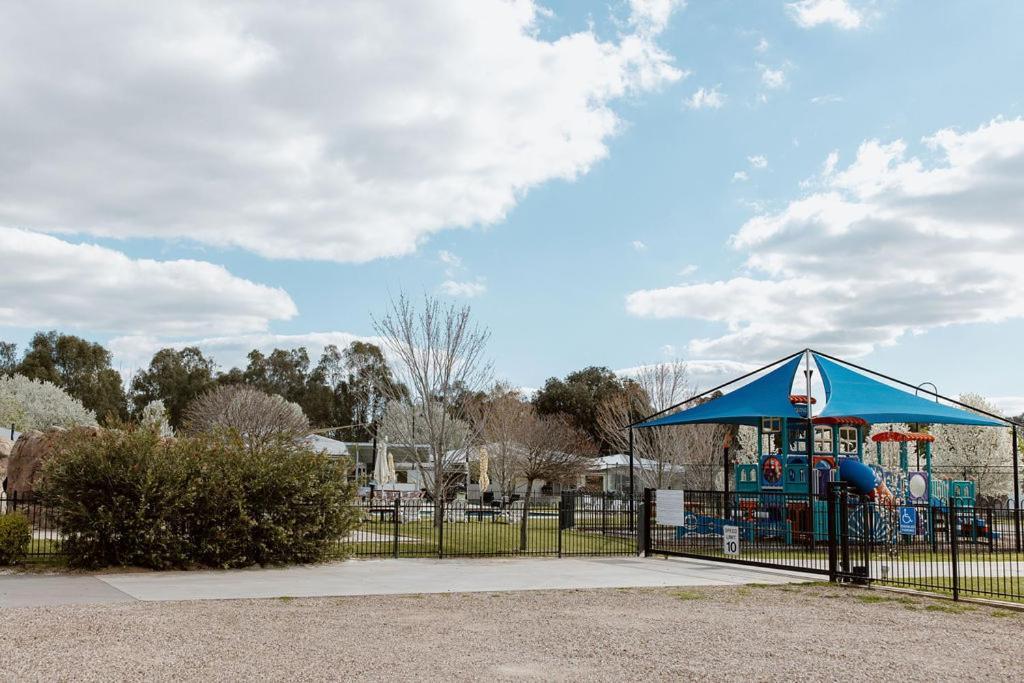 Tindarra Resort Moama Dış mekan fotoğraf